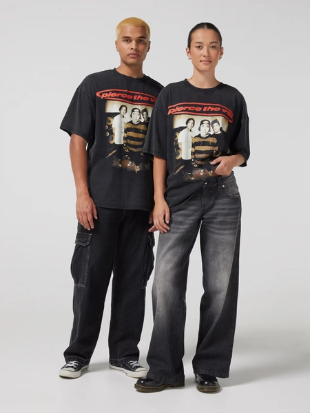 Pierce The Veil Trio Oversized Tee  Black Acid - Jay Jays Online