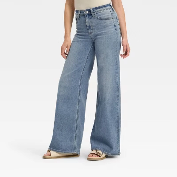 Women's High-Rise Wide Leg Jeans - Universal Thread™ Medium Wash 8