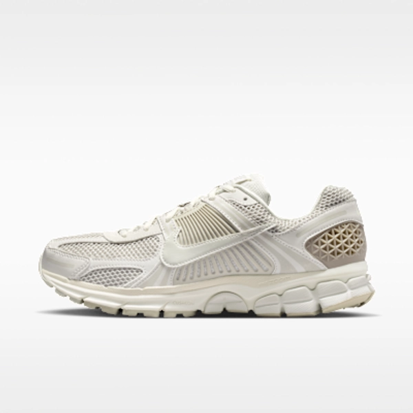 Nike Zoom Vomero 5 Men's Shoes