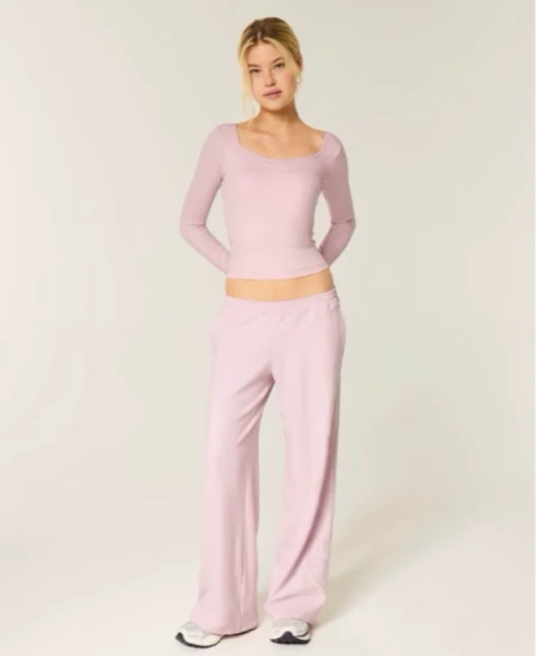 Gilly Hicks Active Recharge Heart-Tipped Baggy Pants