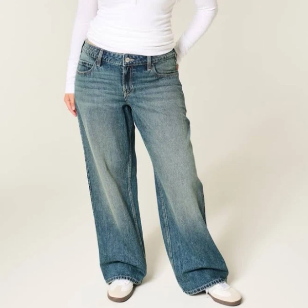 Hollister Women's Low-Rise Baggy Jeans