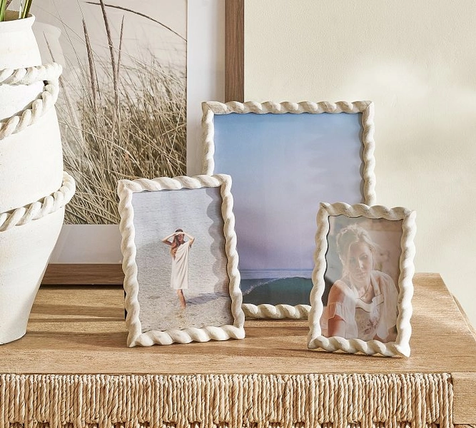 Newport Frames