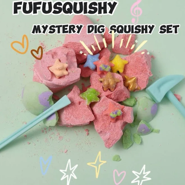 FUFUSQUISHY Patrick Star with Pants Squishy Dig Kit