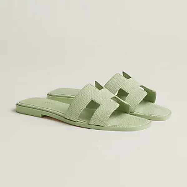 Oran sandal