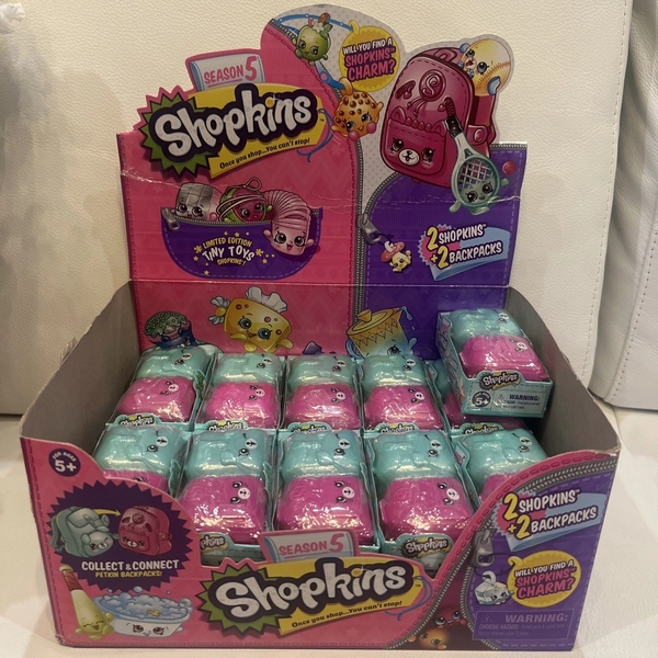 Shopkins Season 5 Backpacks BRAND NEW  Display  Case 21pcs