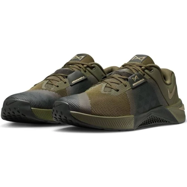 NikeTraining Metcon 10 sneakers in khaki-Green