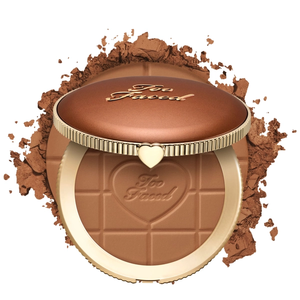 Chocolate Soleil Matte Blurring Bronzer - Milk Chocolate - NET WT. 0.28 OZ. / 8.0 g