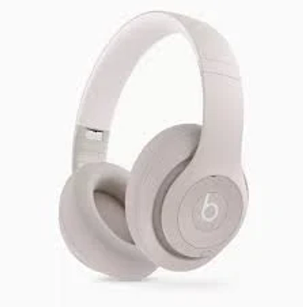 Beats Studio Pro Active noise-cancelling in-ear headphones headset