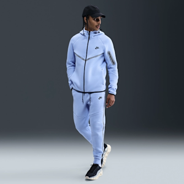 Nike Tech Men's Fleece Joggers with Reflective Accents