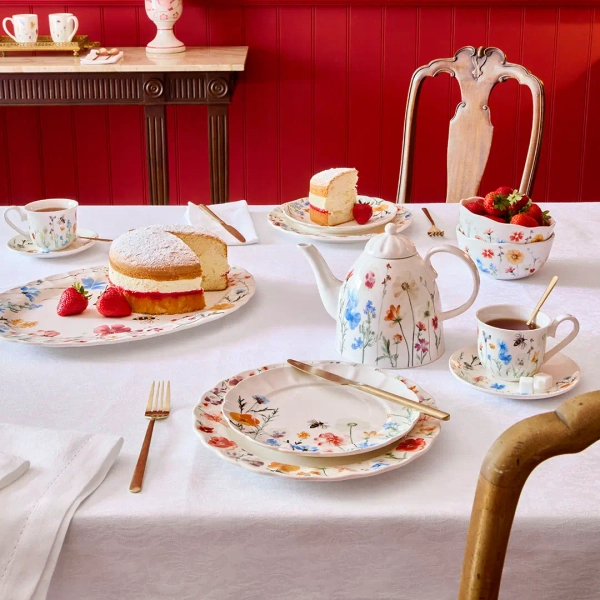 Caprice Dining Range