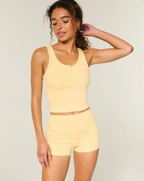 Hollister Women's Must-Have Basics Shortie