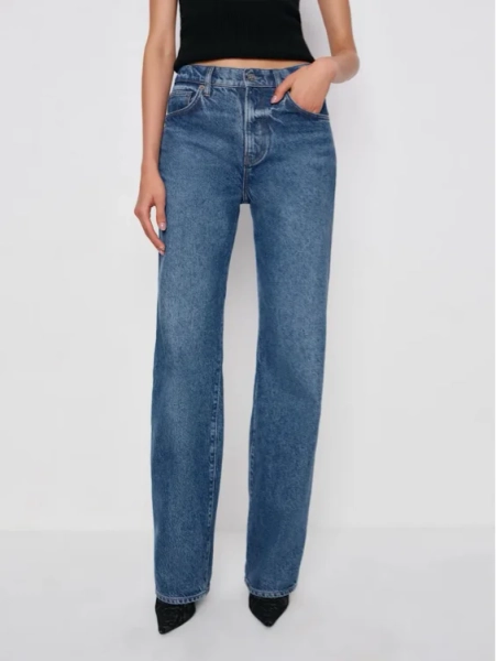 Val 90s Mid Rise Straight Short Jeans