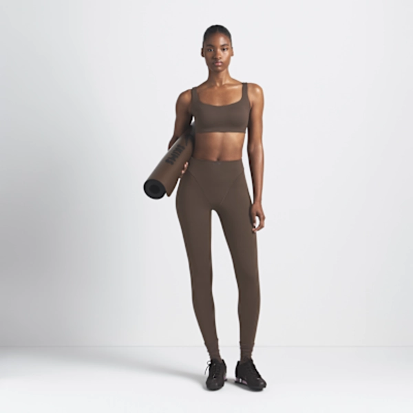 NikeSKIMS Matte Women's Scoop-Neck Bra