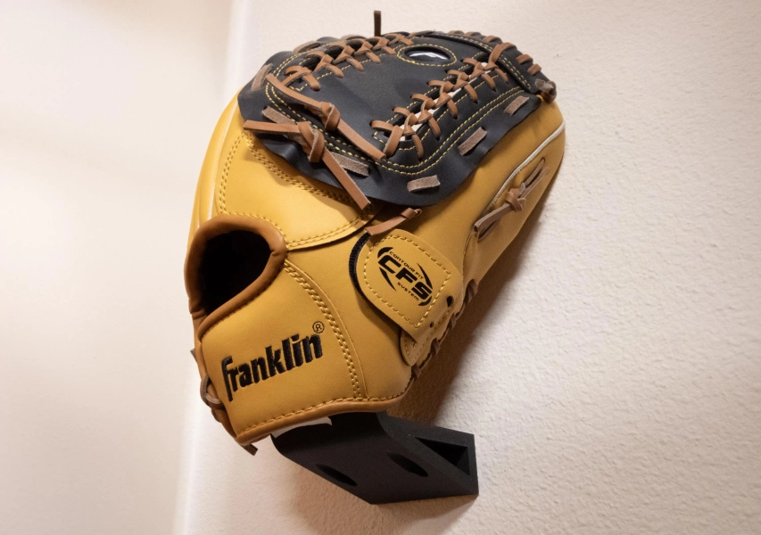 Screw Baseball Glove Wall Mount Holder