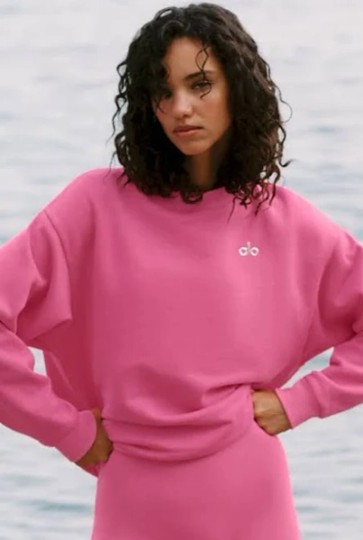 Alo Yoga Accolade Crew Neck Pullover