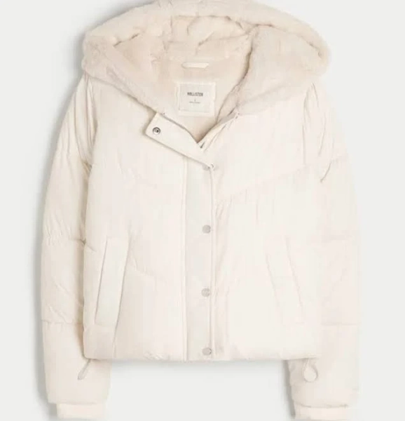 Hollister Co. Women's Ultimate Cozy Lined Hooded Puffer Jacket