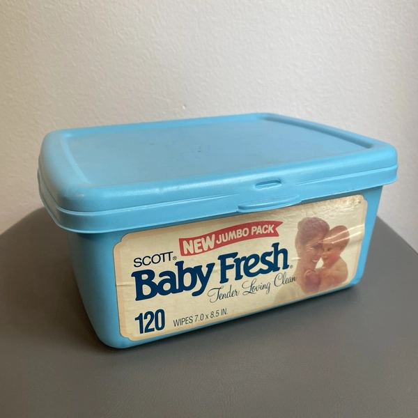 Vintage 1980s Scott Baby Fresh 120 Wipes Jumbo Pack Blue Plastic Container Prop
