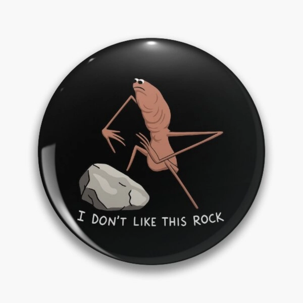 1pc Craft Snap - 44Mm (1.73 Inches) Marcus The Worm Christmas - I Don'T Like This Pin Suitable for Bags, Jackets And Gifts, Small Holiday Gifts, Party Favors