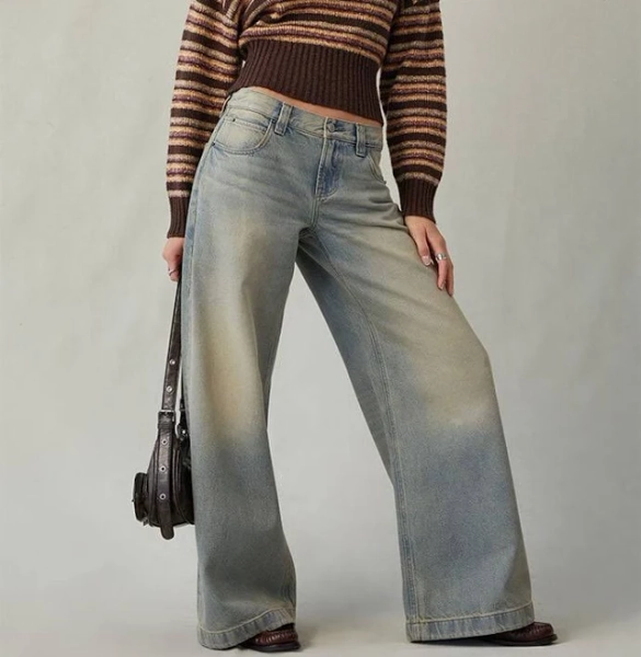 Sloane Women's Low Rise Ultra Baggy Jeans
