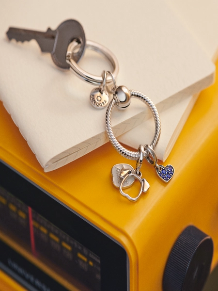 Pandora Moments Charm Key Ring