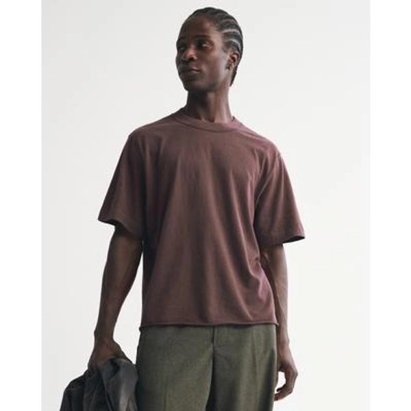 Vintage-Inspired Cropped Tee