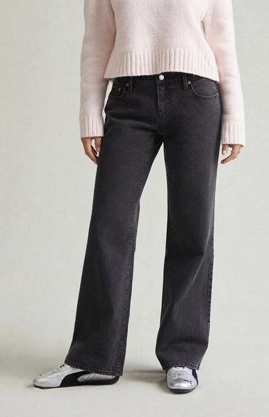 Zoe Low Rise Girlfriend Jeans Black