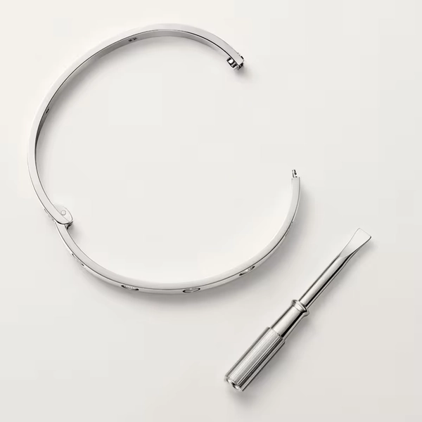 #LOVE# bracelet,single-screw closure, classic model, 4 diamonds