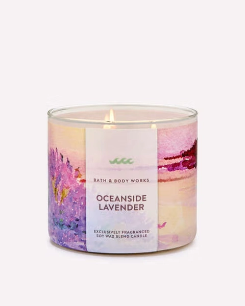 Bring instant atmosphere and your favorite scents with 3-wick candles. Made with rich fragrance oils in a soy wax blend, each burns for up to 45 hours. | Bath & Body Works