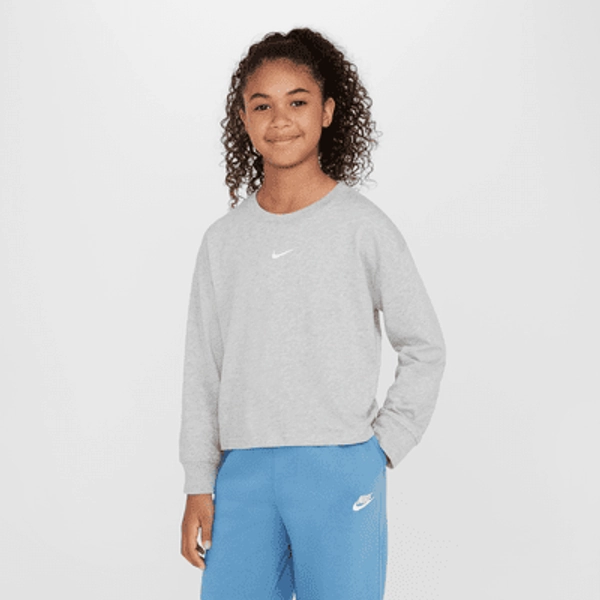 Nike Sportswear Essential Big Kids' (Girls') Long-Sleeve T-Shirt