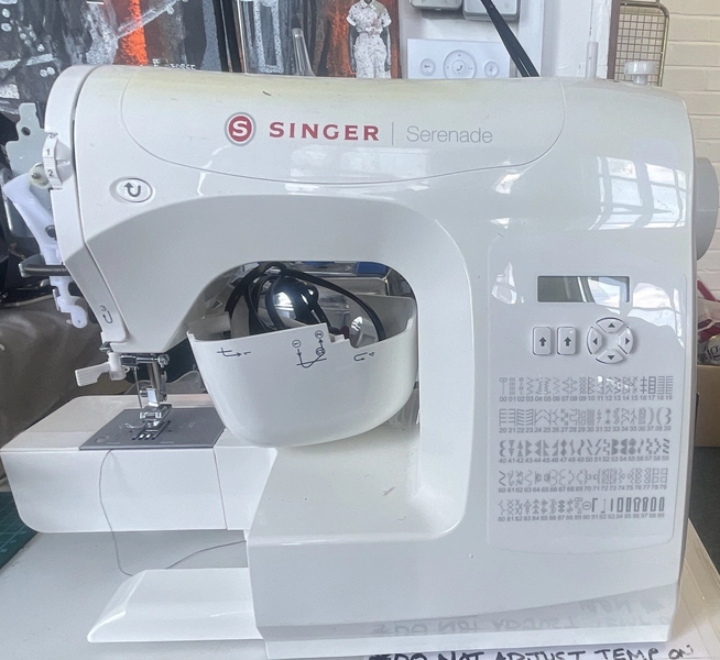SINGER Serenade C520L Electronic Sewing Machine with Free Arm, Household Sewing