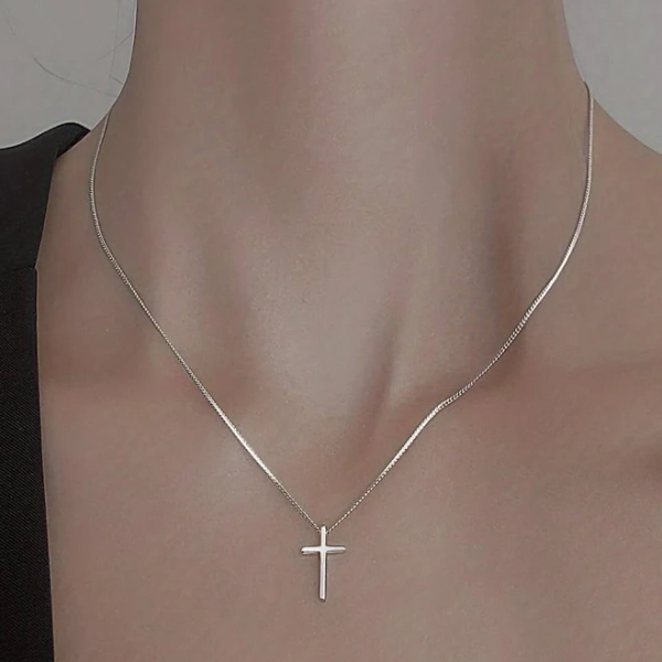 Sterling Silver Cross Pendant Chain Necklace