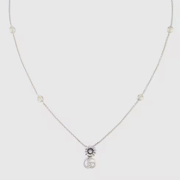 GG Marmont mother of pearl necklace