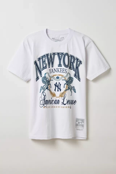 Mitchell & Ness MLB Team Logo Graphic Tee