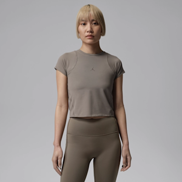 Jordan Sport Flightweight Women's Dri-FIT Short-Sleeve Top