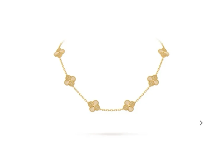 collier motifs