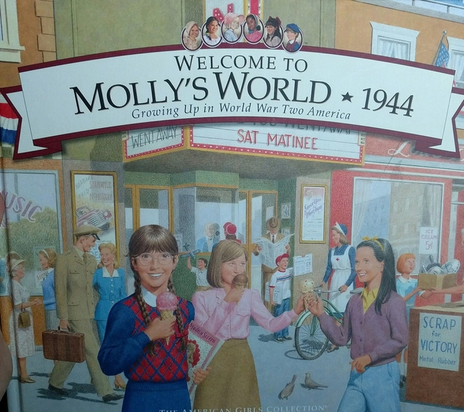 Welcome to Molly's World,1944: Growing Up in World War Two America (American...