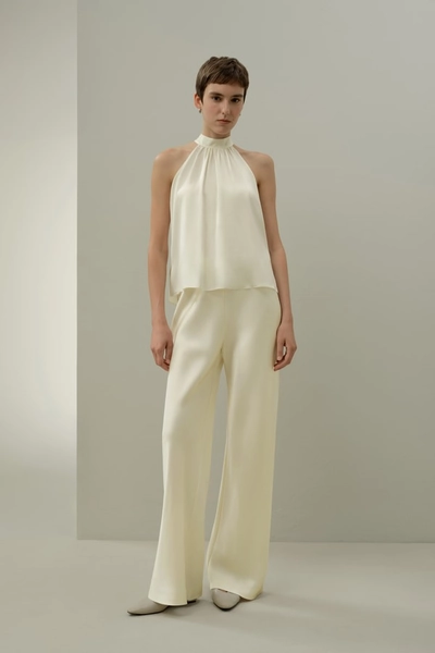 Top dos nu en soie minimaliste Allure
