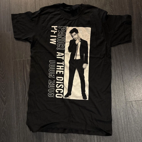 Panic! At The Disco 2018 Tour Tee #PATD #bandmerch...