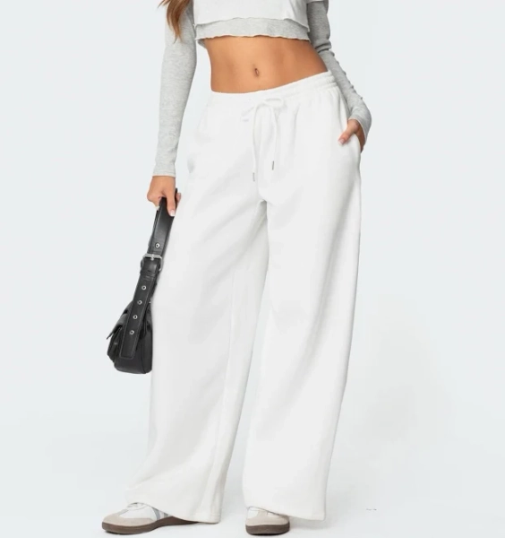 Edikted Women's Kamari Low Rise Wide Sweatpants