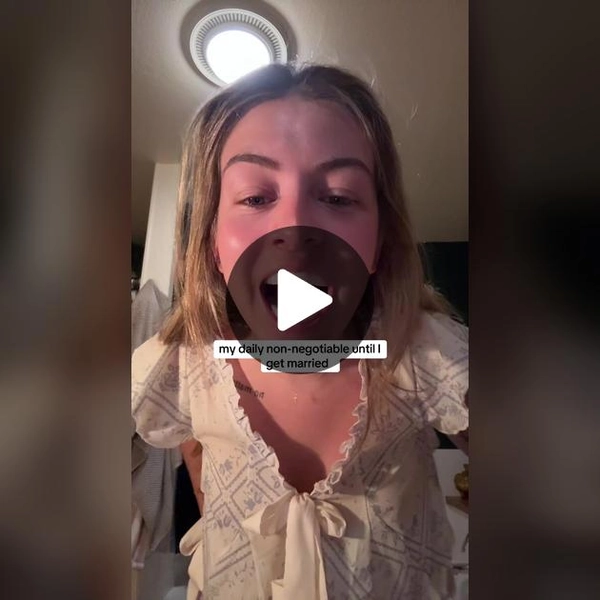TikTok · Ella Palen
