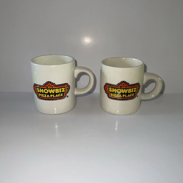 Showbiz Pizza Place Mini Mugs Vintage 1980s Miniature - Billy Bob