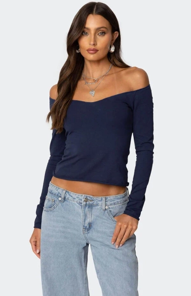Nattie Off Shoulder V Neck Top