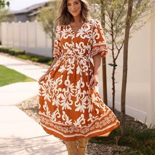 Cider Lane Women's Caramel Print Midi Dress