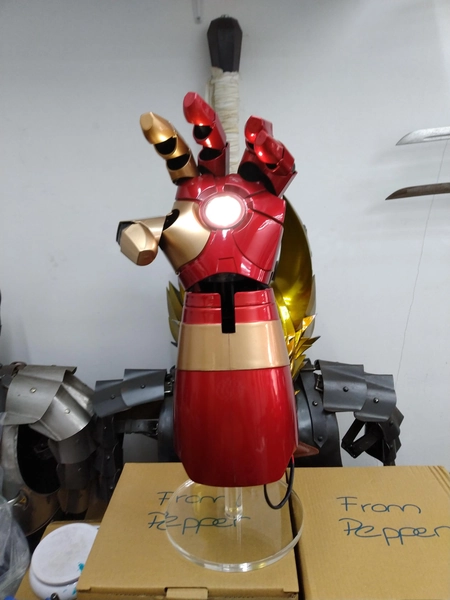 Ironman Iron man LED palm hand forearm arm with laser light gauntlet armor cosplay toy