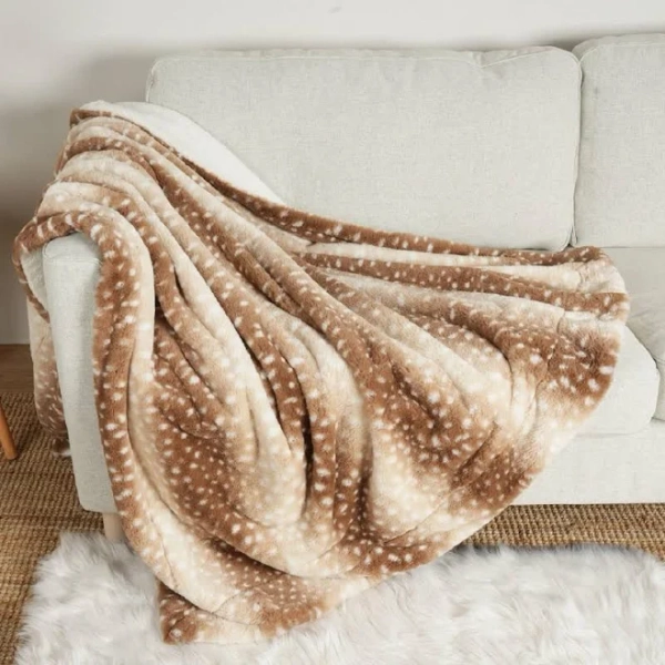 COZY KISS Luxury Christmas Faux Fur Blanket Deer Print, 127x150cm, Brown | Waterproof Pet Blanket Washable, Woman Sofa Bed Couch Throw, Liquid Pee