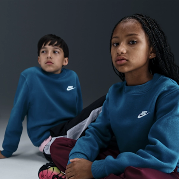 Nike Sportswear Club Fleece Big Kids' Sweatshirt