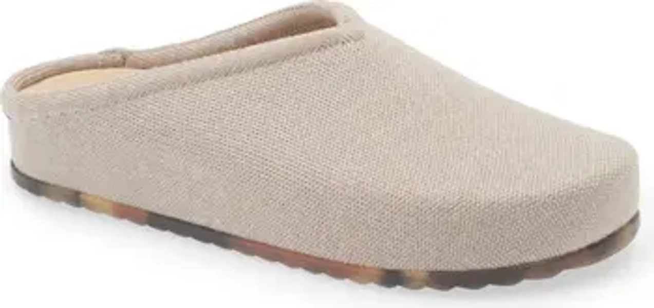 Casual Clog