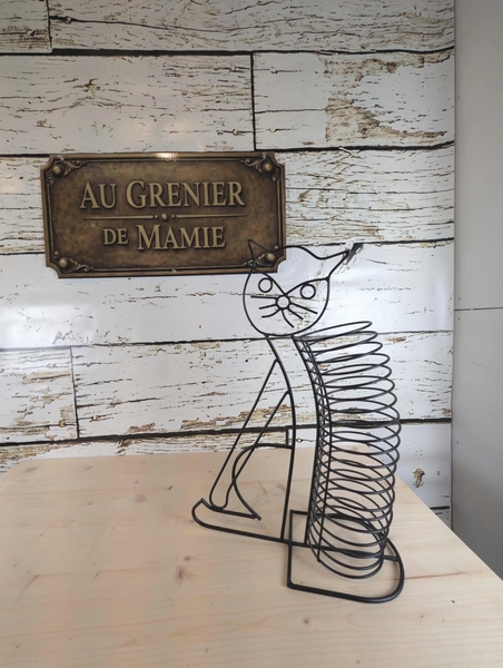 Black cat metal CD holder – Decorative wire stand – Rustic style CD storage
