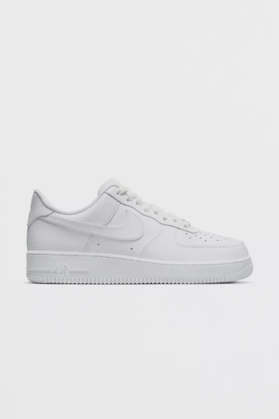 Nike Men's Air Force 1 '07 Sneaker