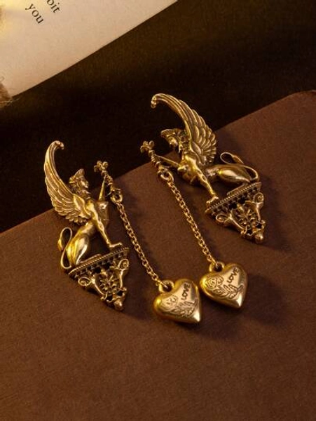 A Pair Of Vintage Heart-Shaped Mythical Beast Earrings In Two Colors Suitable For Daily Wear, Gift Party Accessories.